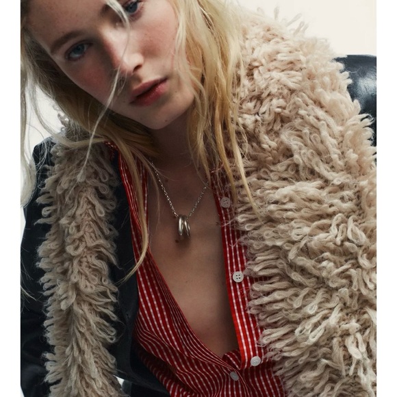 NWT ZARA TEXTURED KNIT SCARF - Picture 2 of 5